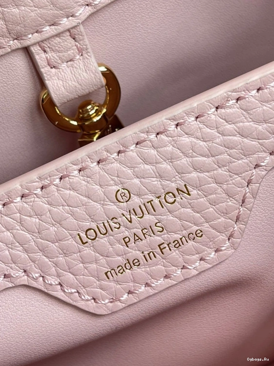 LOUIS VUITTON CAPUCINES BB 0523